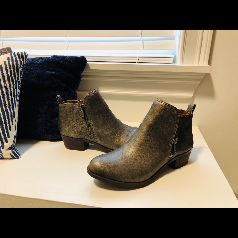 Lucky 🍀 Brand ankle boots